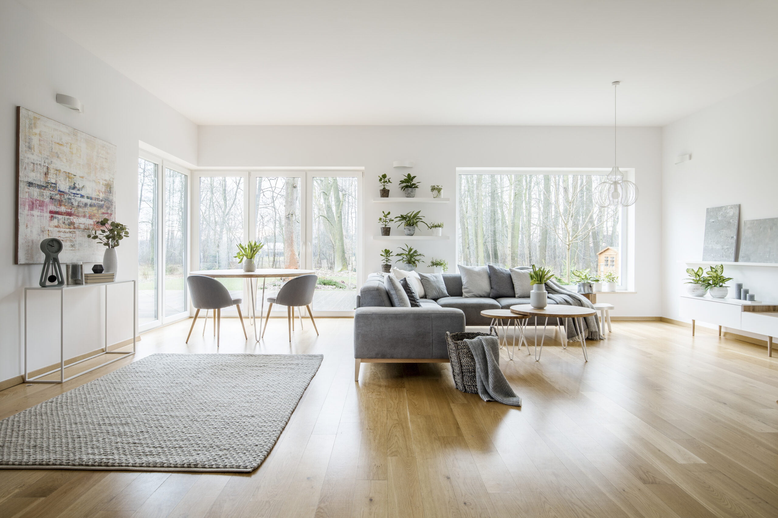 Beautiful living room with hardwood flooring in Austin, TX